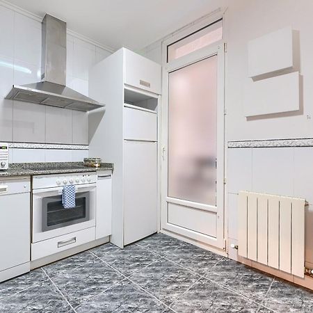 Ayuntamiento Cerca Del Casco Viejo & Parking Apartman Bilbao Kültér fotó