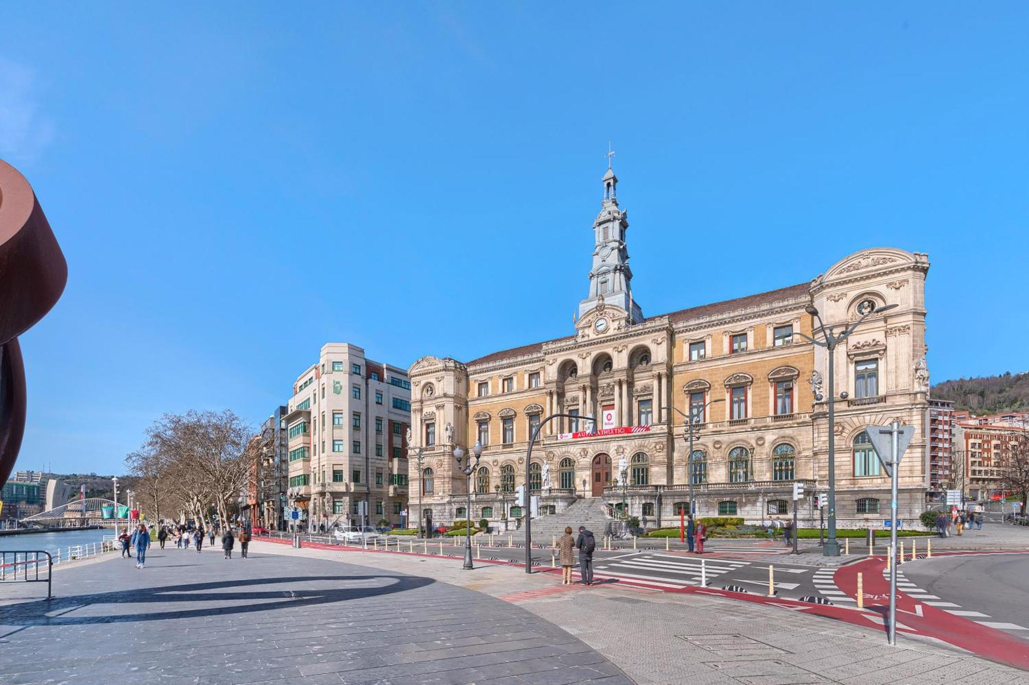 Ayuntamiento Cerca Del Casco Viejo & Parking Apartman Bilbao Kültér fotó